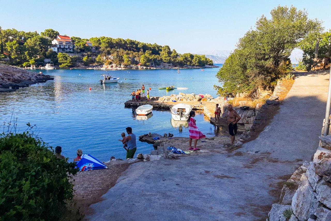 Apartments By The Sea Basina, Hvar - 11817 Vrbanj Exterior photo